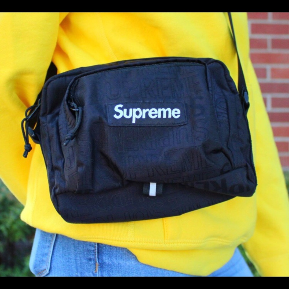 Supreme shoulder bag 19ss
